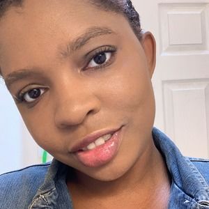 Meet your Posher, Gabrielle